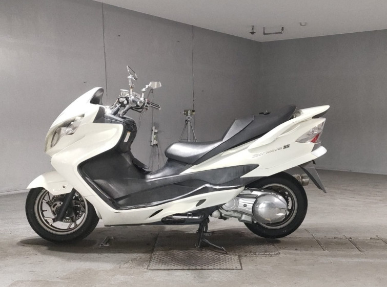 Мотоцикл Suzuki SKYWEAVE 250SS