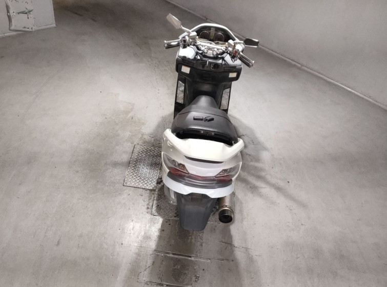Мотоцикл Suzuki SKYWEAVE 250SS