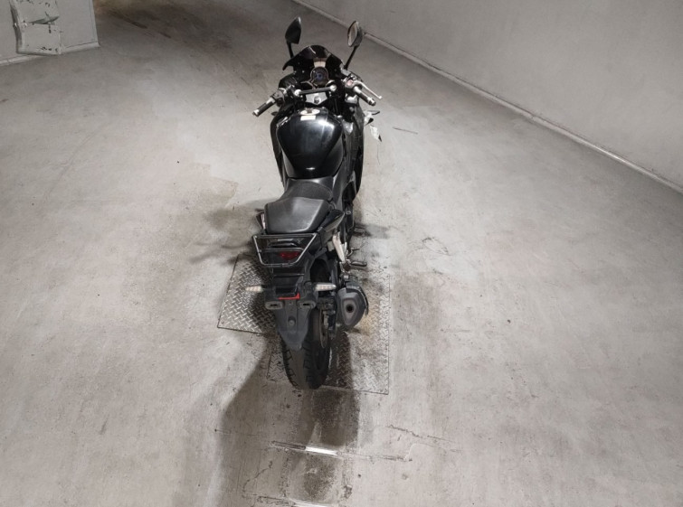 Мотоцикл Honda CBR250R