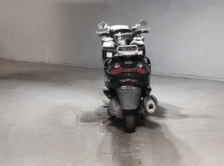 Мотоцикл Suzuki SKYWAVE 250S