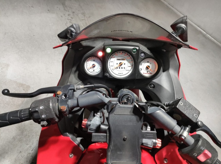Мотоцикл Kawasaki NINJA250R з пробігом 27965 km