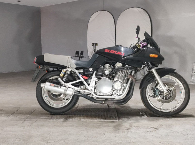 Мотоцикл Suzuki GSX1100S KATANA с пробегом 72787 km