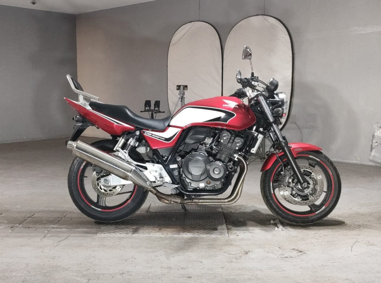 Мотоцикл Honda CB400SFV з пробігом 32029 km