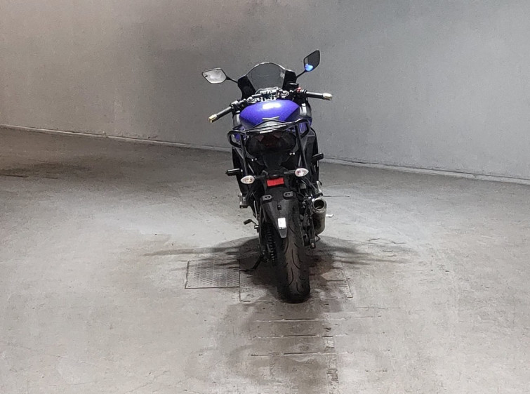 Мотоцикл Yamaha YZF-R3 с пробегом 17555 km