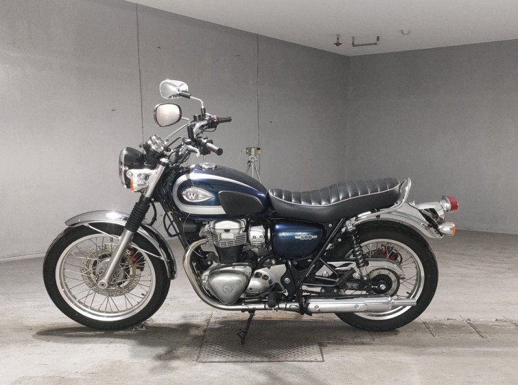 Мотоцикл Kawasaki W800 з пробігом 23215 km
