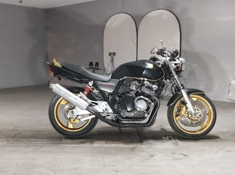 Мотоцикл Honda CB400SFV с пробегом 80304 km