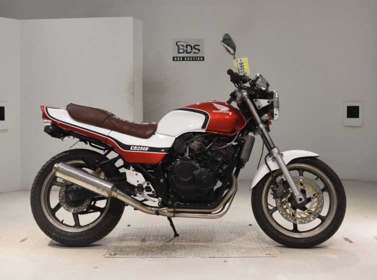 Мотоцикл Honda JADE CB250 с пробегом 42164 km