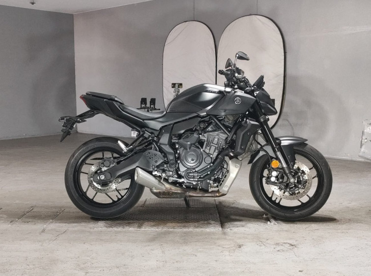 Мотоцикл Yamaha MT-07 Y-AMT ABS с пробегом 3686 km