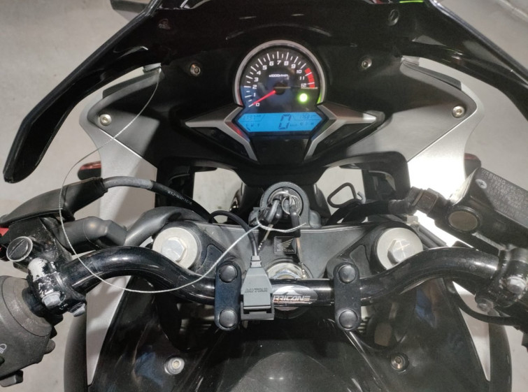 Мотоцикл Honda CBR250R с пробегом 17851 km