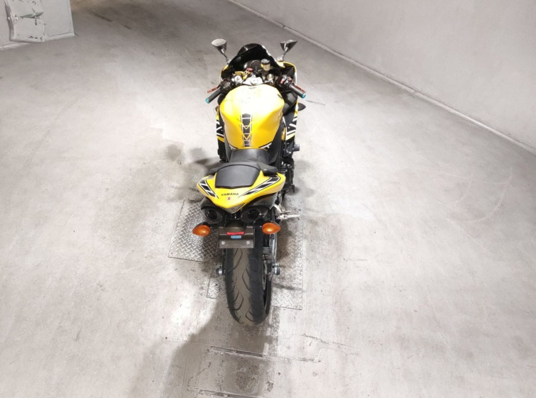 Мотоцикл Yamaha YZF-R1 с пробегом 68837 km