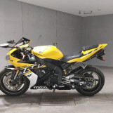 Мотоцикл Yamaha YZF-R1 с пробегом 68837 km