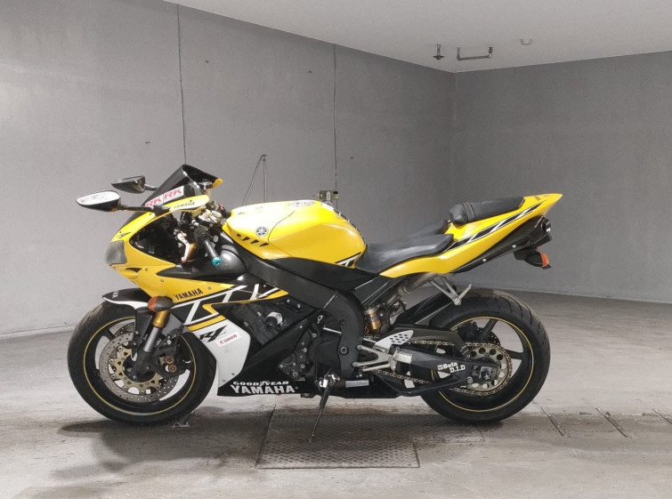 Мотоцикл Yamaha YZF-R1 с пробегом 68837 km