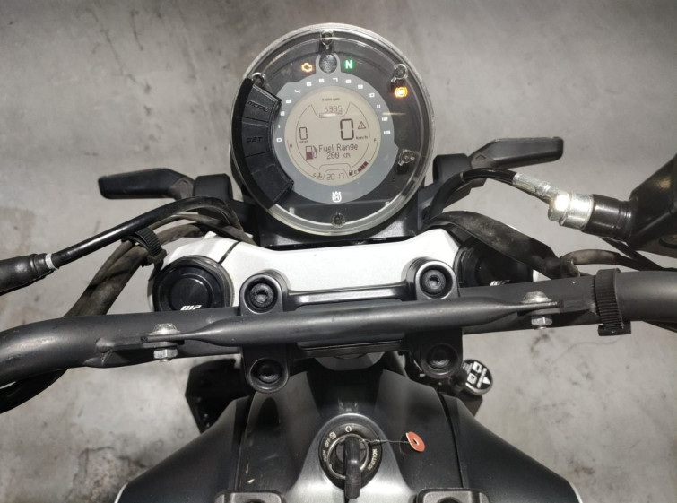 Мотоцикл Husqvarna SVARTPILEN 250 с пробегом 6385 km