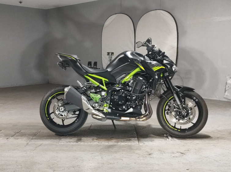 Мотоцикл Kawasaki Z900 з пробігом 2824 km