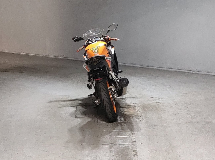Мотоцикл Honda CBR250R с пробегом 8905 km
