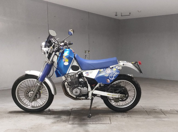 Мотоцикл Honda XLR250R с пробегом 43942 km