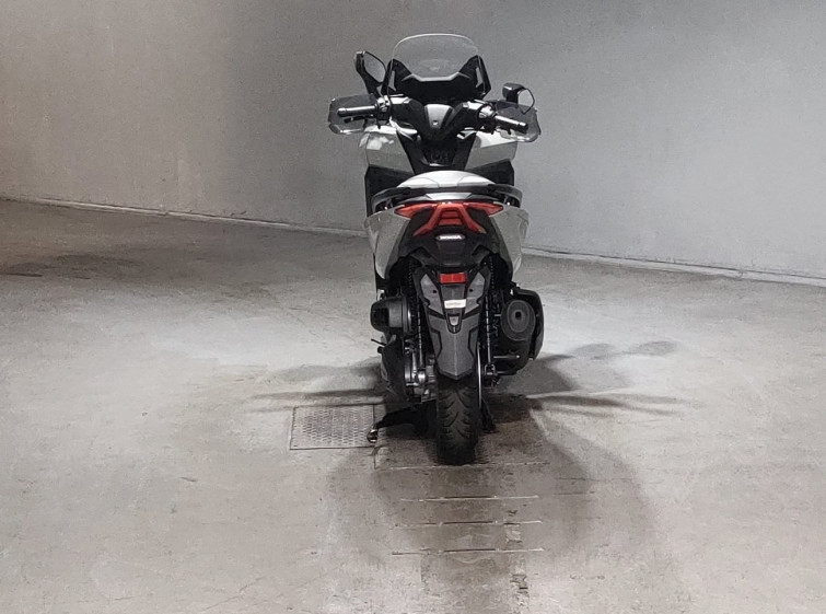 Мотоцикл Honda FORZA з пробігом 27061 km