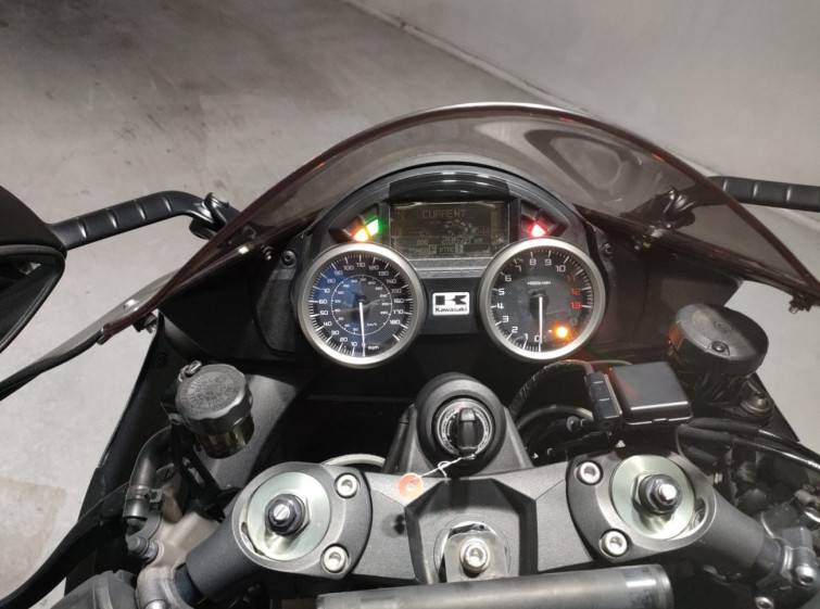 Мотоцикл Kawasaki NINJA ZX-14R з пробігом 28678 km