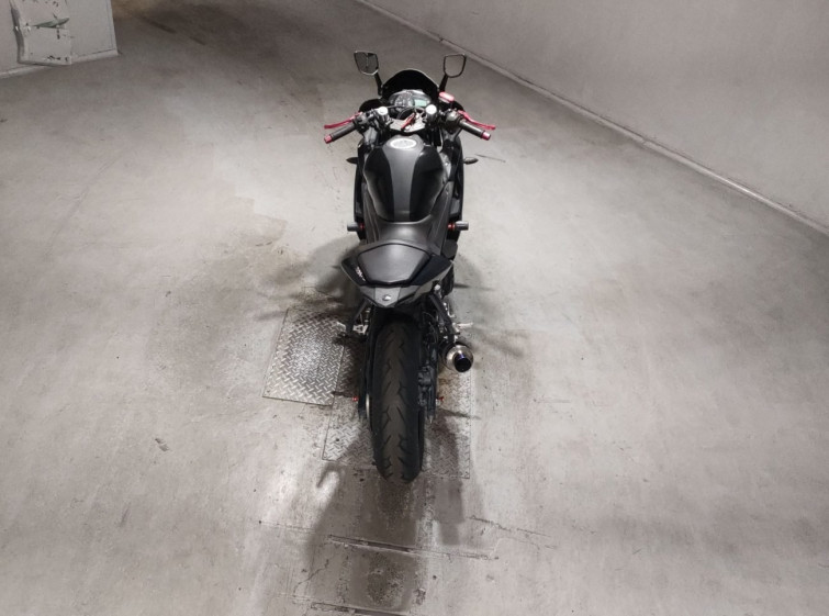 Мотоцикл Yamaha YZF-R3 с пробегом 38366 km