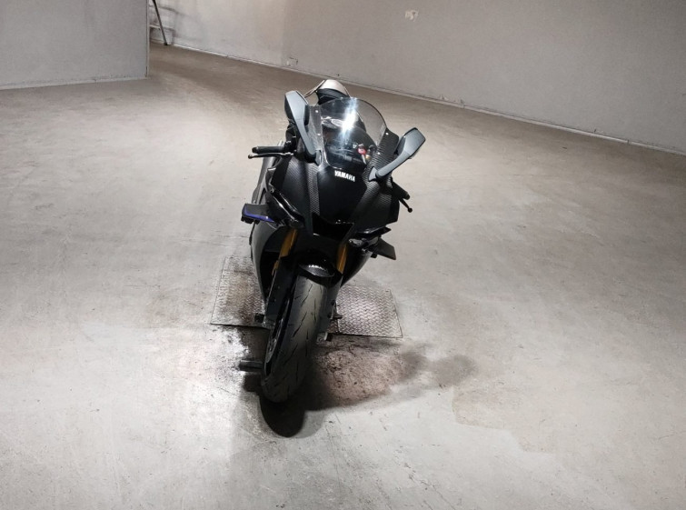 Мотоцикл Yamaha YZF-R1M с пробегом 136 km