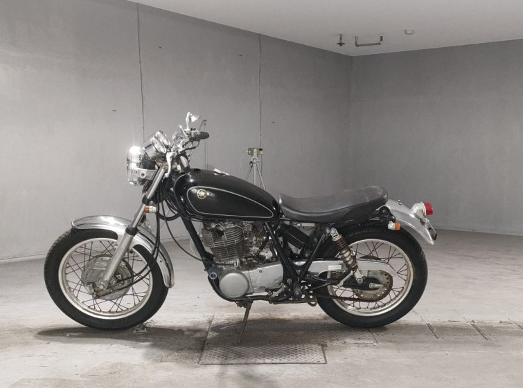 Мотоцикл Yamaha SR400 з пробігом 25183 km