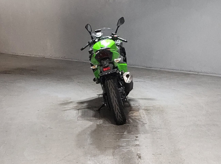Мотоцикл Kawasaki NINJA250 с пробегом 9617 km
