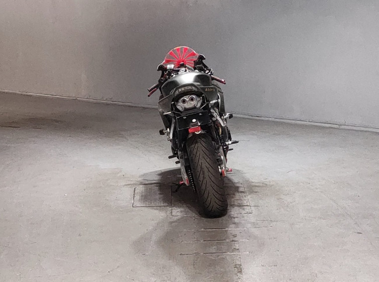 Мотоцикл Honda CBR1000RR с пробегом 81058 km