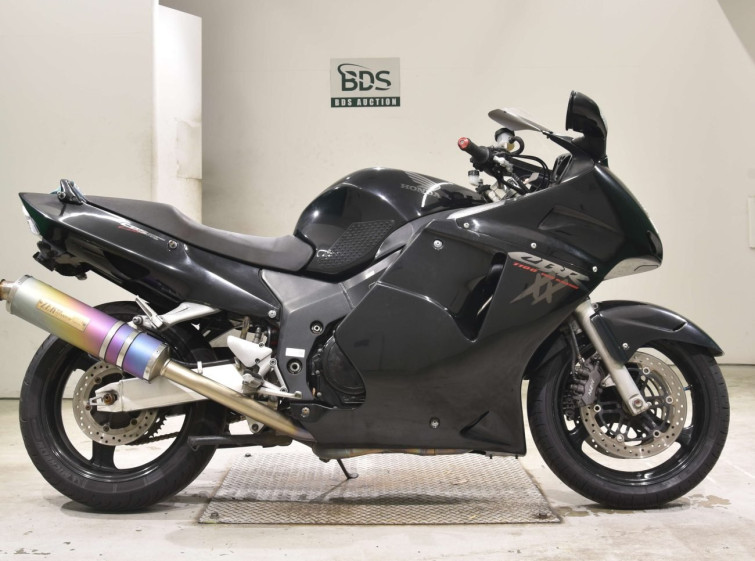 Мотоцикл Honda CBR1100XX BLACKBIRD с пробегом 88343 km