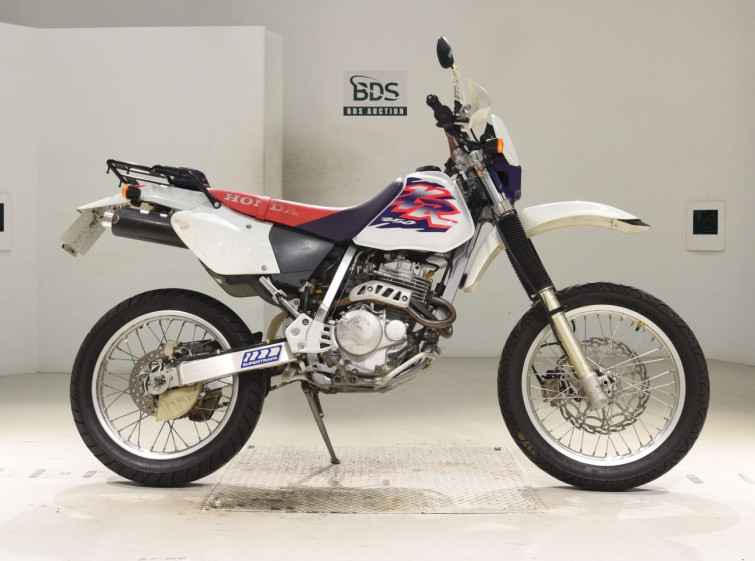 Мотоцикл Honda XR250