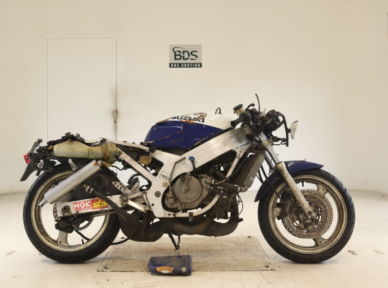 Мотоцикл Suzuki RGV250 GAMMA с пробегом 24330 km