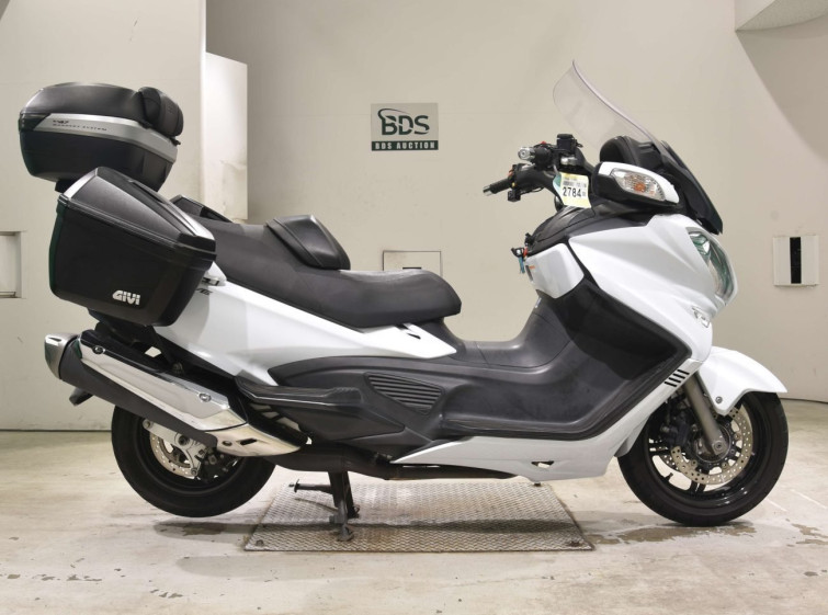 Мотоцикл Suzuki SKYWAVE 650 з пробігом 29909 km