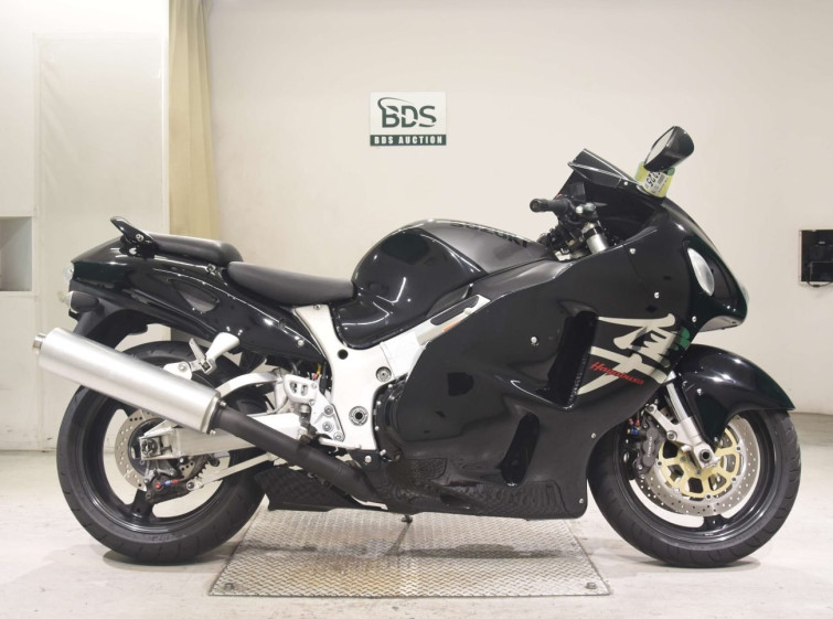 Мотоцикл Suzuki GSX1300R HAYABUSA з пробігом 30728 km