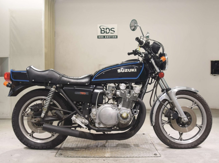 Мотоцикл Suzuki GS750E з пробігом 30067 m