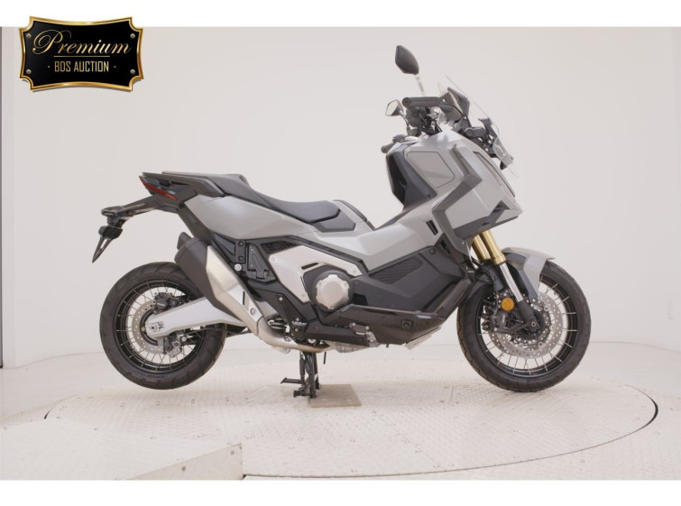 Мотоцикл Honda X-ADV750-2 з пробігом 1457 km