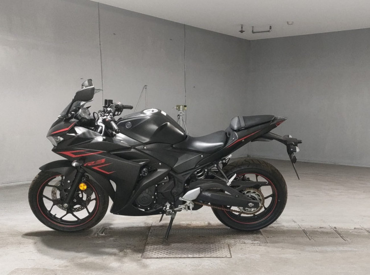 Мотоцикл Yamaha YZF-R3 з пробігом 3579 km