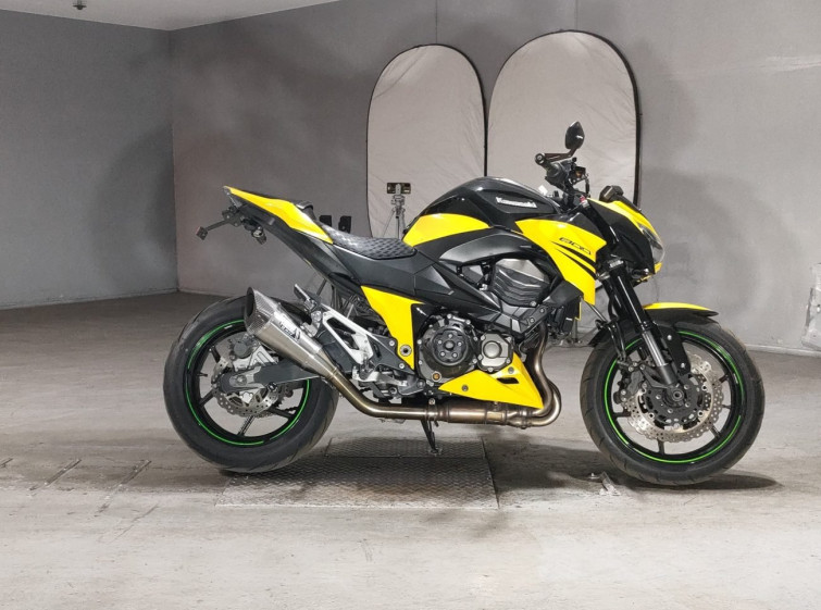 Мотоцикл Kawasaki Z800 с пробегом 79826 km