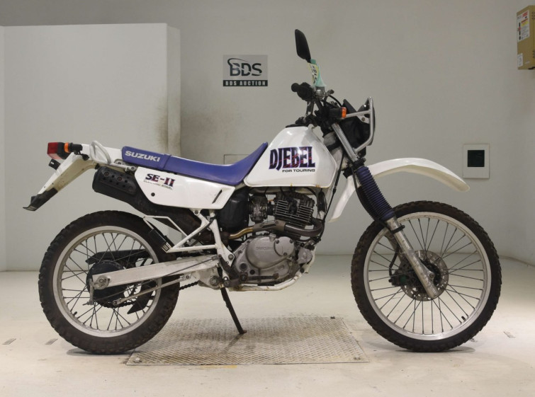 Мотоцикл Suzuki DJEBEL200 с пробегом 10014 km