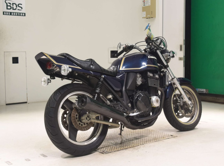 Мотоцикл Kawasaki ZRX400 з пробігом 3133 km