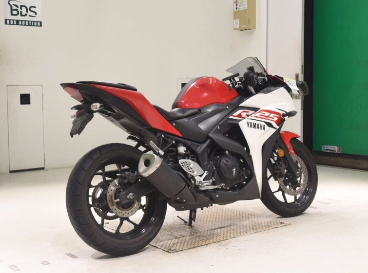 Мотоцикл Yamaha YZF-R25 с пробегом 24958 km