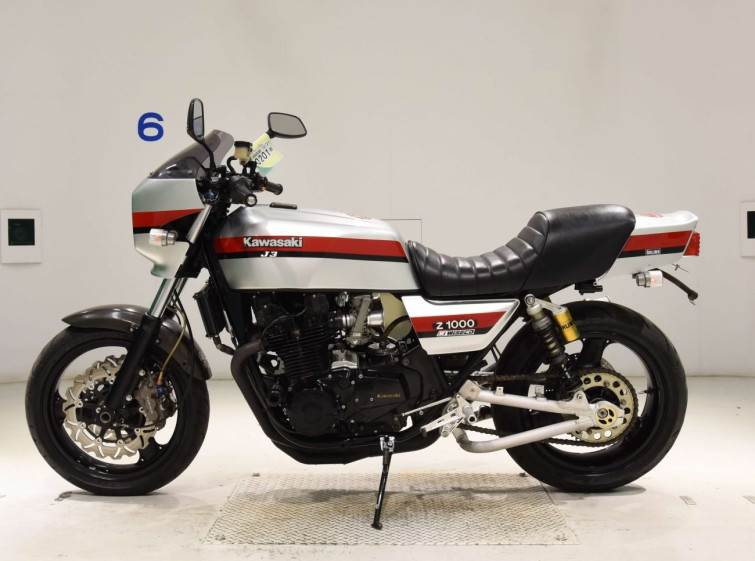 Мотоцикл Kawasaki Z1000J с пробегом 18364 m