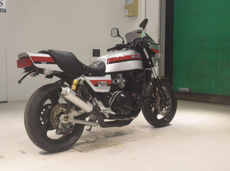Мотоцикл Kawasaki Z1000J с пробегом 18364 m