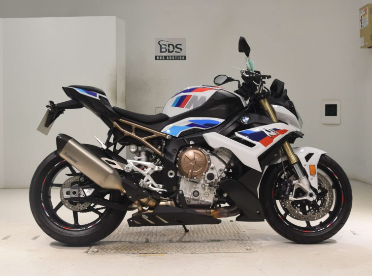 Мотоцикл BMW S1000R с пробегом 7084 km