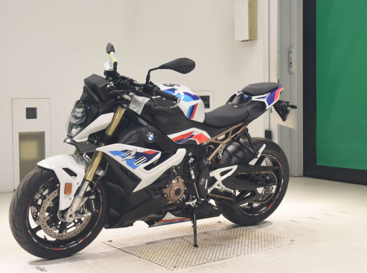 Мотоцикл BMW S1000R с пробегом 7084 km