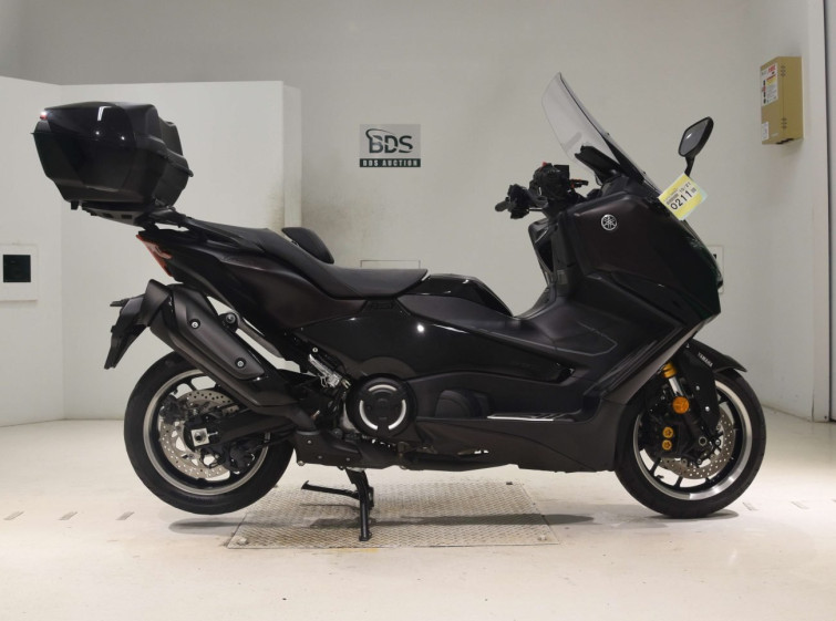 Мотоцикл Yamaha T-MAX560 с пробегом 9285 km