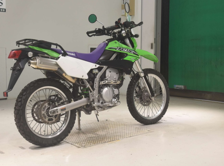 Мотоцикл Kawasaki KLX250 з пробігом 15119 km