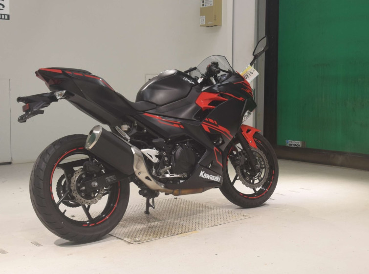 Мотоцикл Kawasaki NINJA250 с пробегом 19253 km
