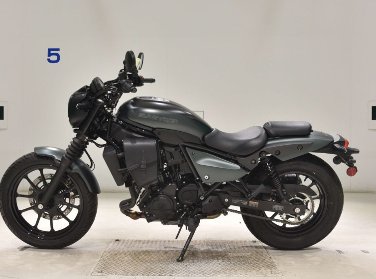 Мотоцикл Kawasaki ELIMINATOR400-3SE с пробегом 1951 km