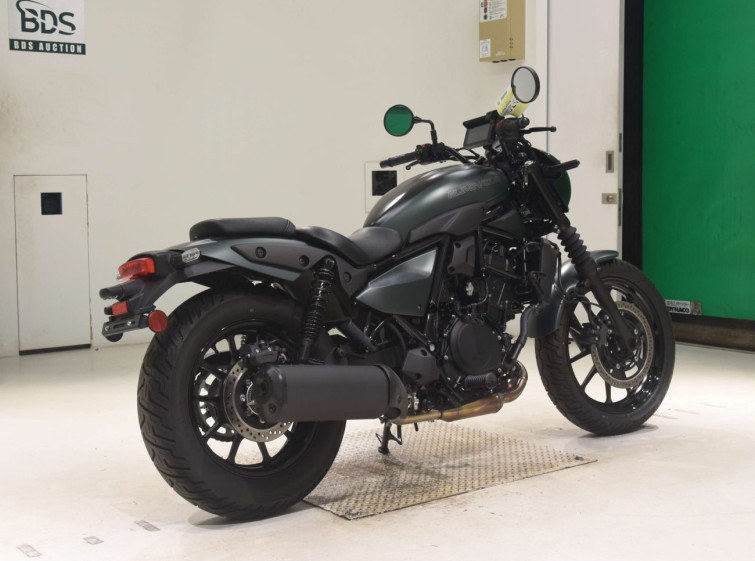 Мотоцикл Kawasaki ELIMINATOR400-3SE с пробегом 1951 km