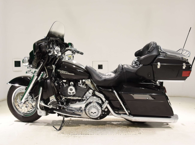 Мотоцикл HD SREET GLIDE FLHX1580 с пробегом 14257 km