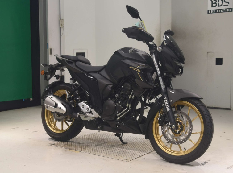 Мотоцикл Yamaha FZS25 с пробегом 158 km